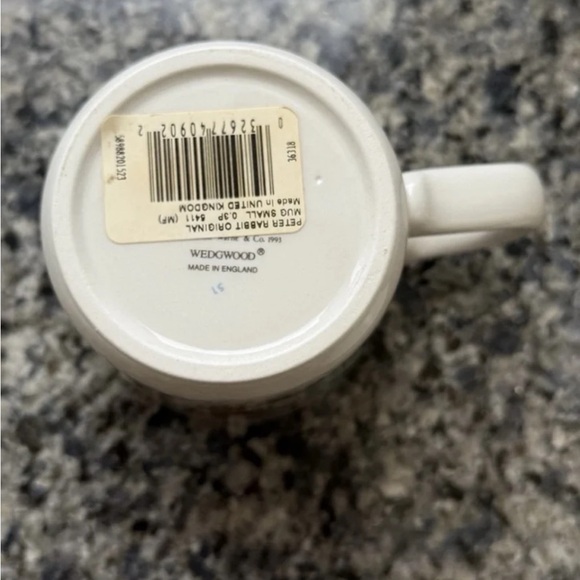 Vintage Collectible Wedgwood Peter Rabbit mug and bowl set; Made In England - Picture 6 of 6